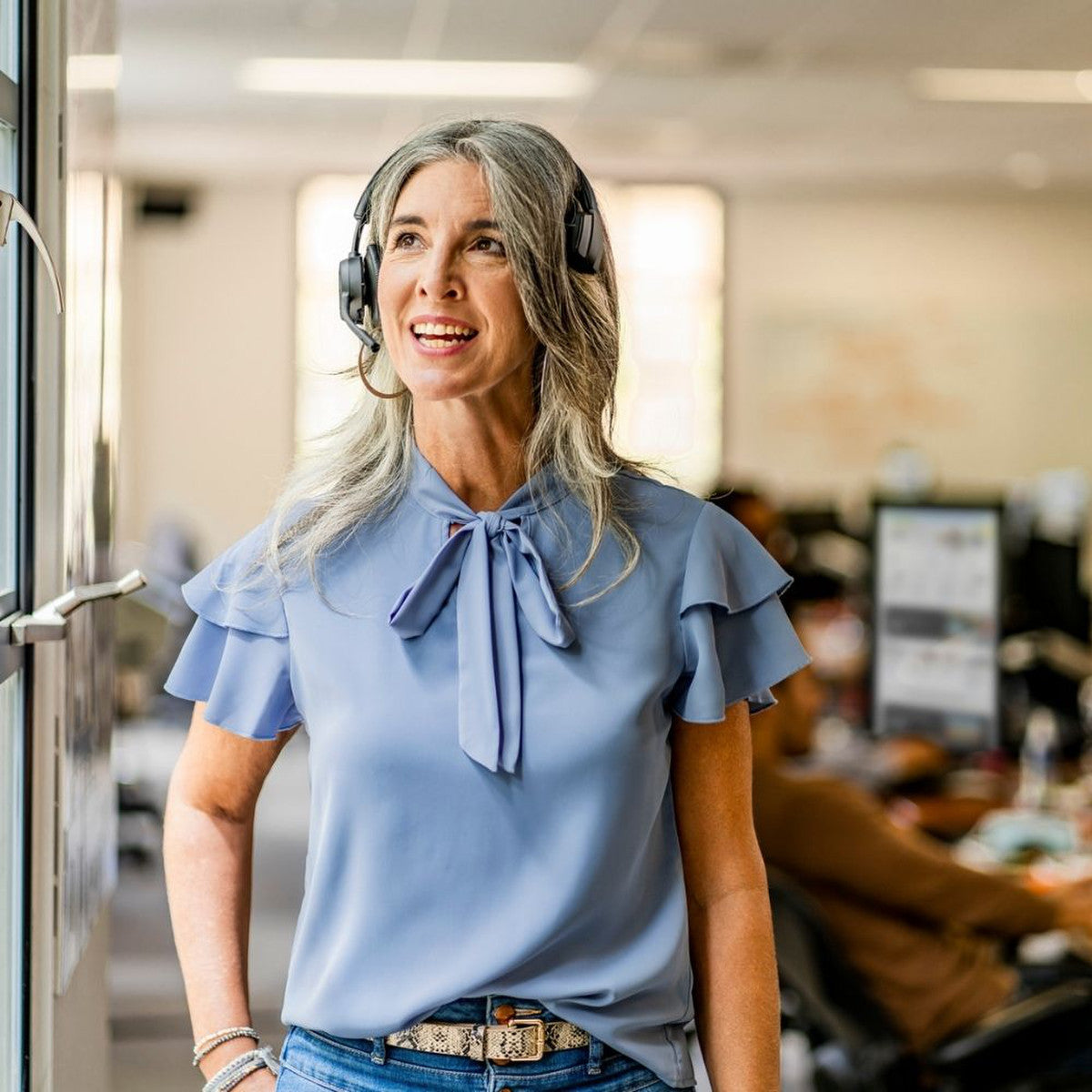 Poly Voyager 4310 Mono UC USB-A Wireless Headset with Stand MPN 77Y92AA